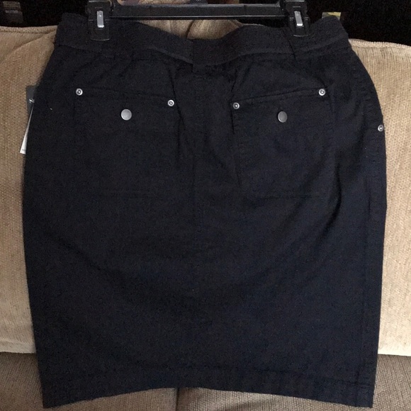 Clothes - Picture 2 of 3